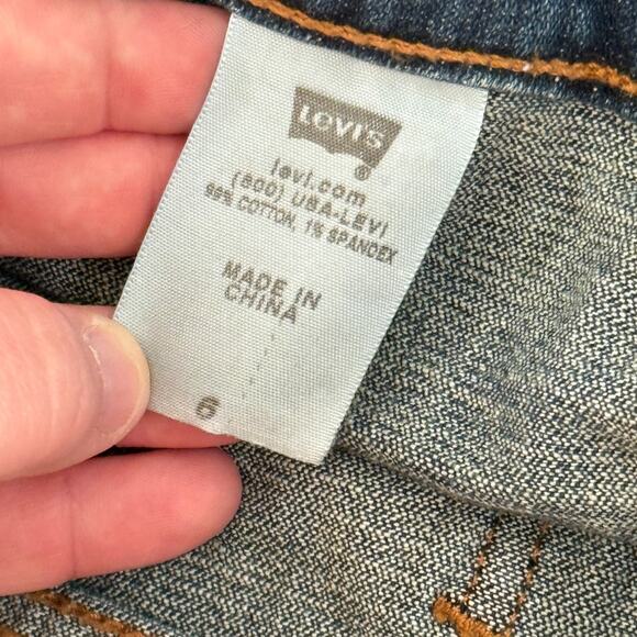 Levi’s 515 Denim Shorts Womens Size 6 Medium Wash Stretch 5" Inseam Preppy Y2K - Picture 3 of 9